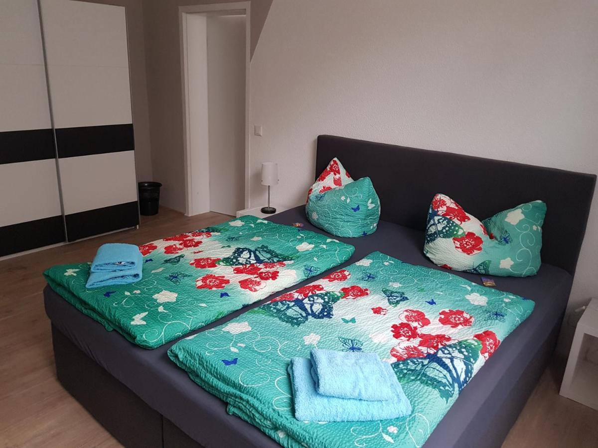 Bed And Breakfast Zeulenroda Esterno foto